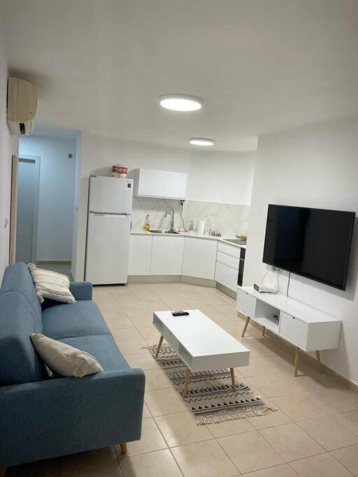 Dc Apartments - 2 Bedrooms Near The Beach Eilat Exterior photo